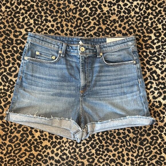 Rag & Bone Blue Jean Shorts with Cuffed Hem size 32 (10-12) - Picture 6 of 10